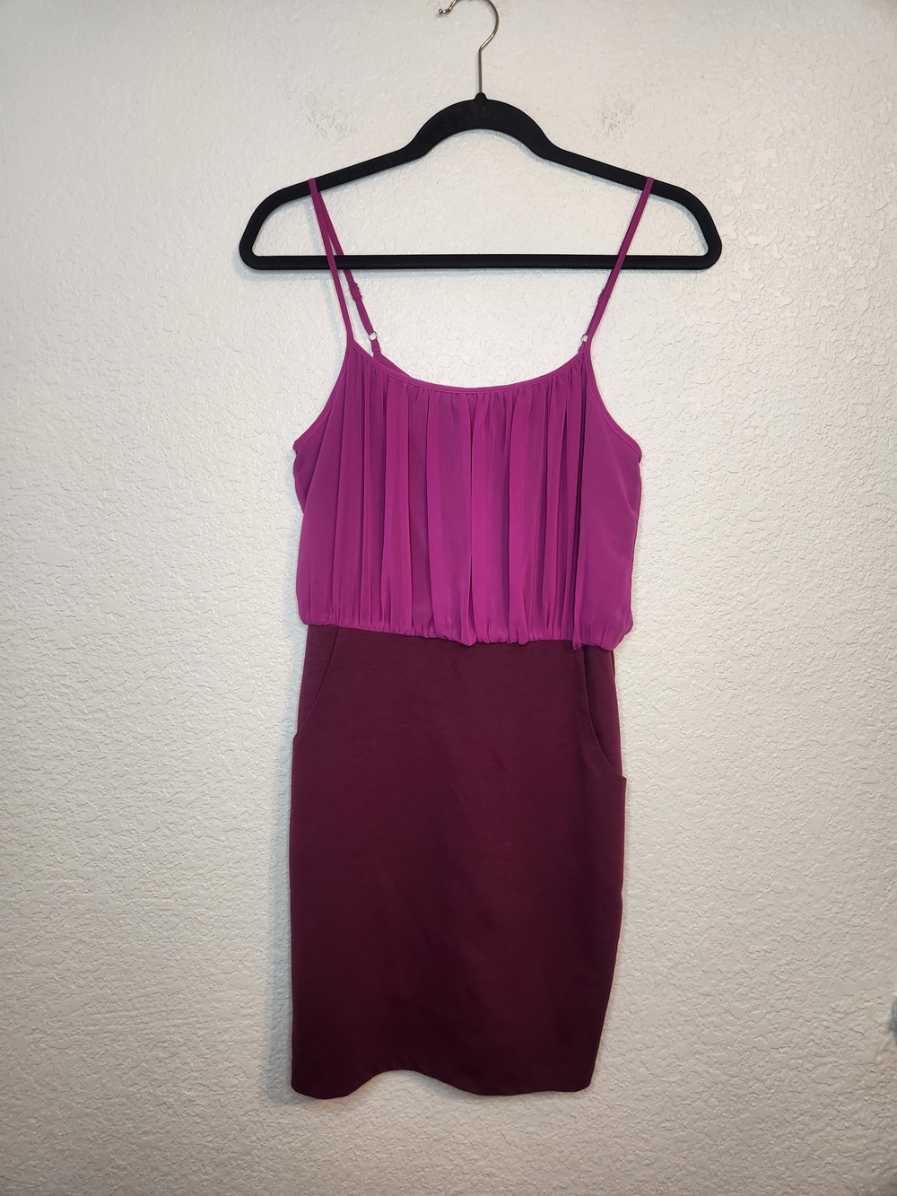 The impeccable pig  dj-13677-b magenta pleated bodice magneta pencil Dress